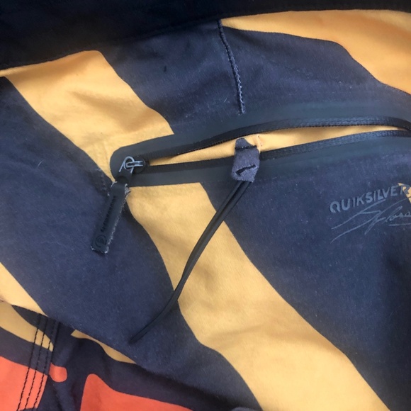 Quiksilver 20" 4-Way Stretch Diamond Dobby Boardshorts 31W - Picture 4 of 5